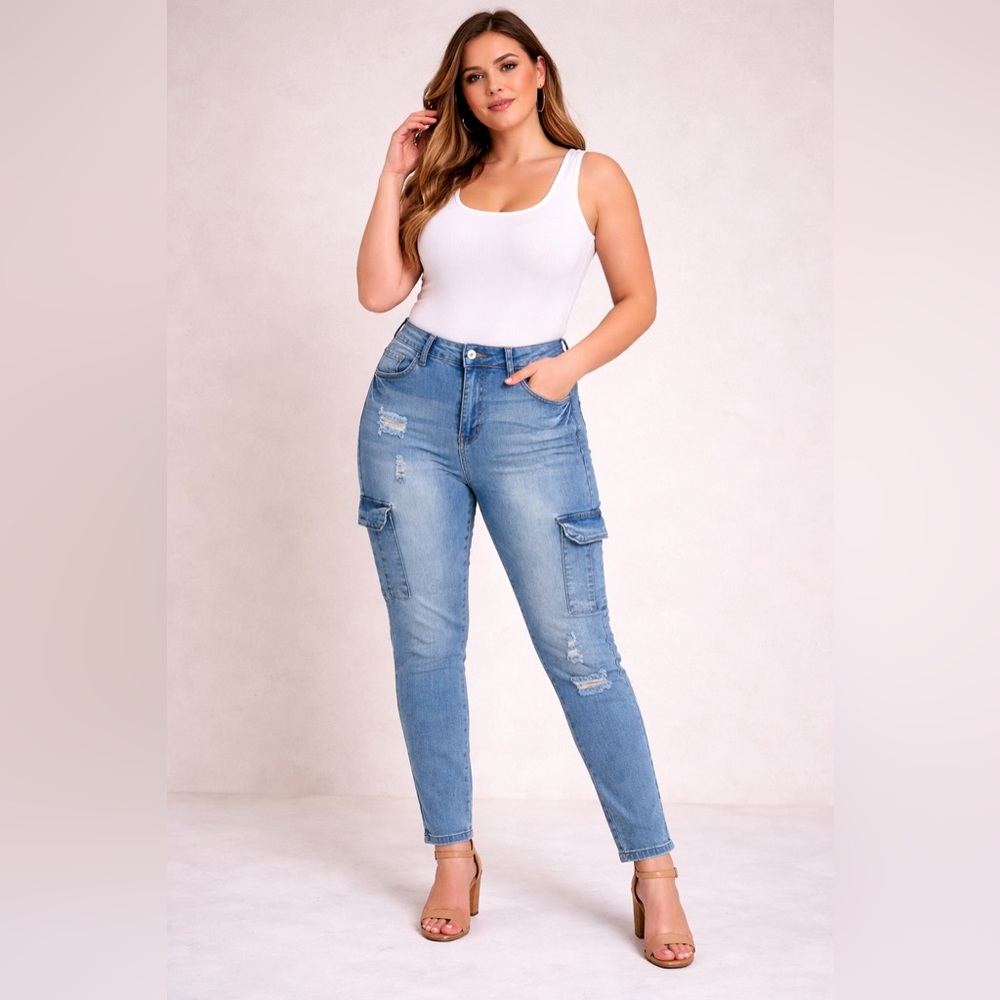 Wax Jean Women’s 11/30 Cargo Skinny Jeans Light Wash Stretch Denim Distressed